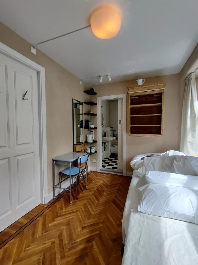 B&B House Of Straw Άμστερνταμ Εξωτερικό φωτογραφία