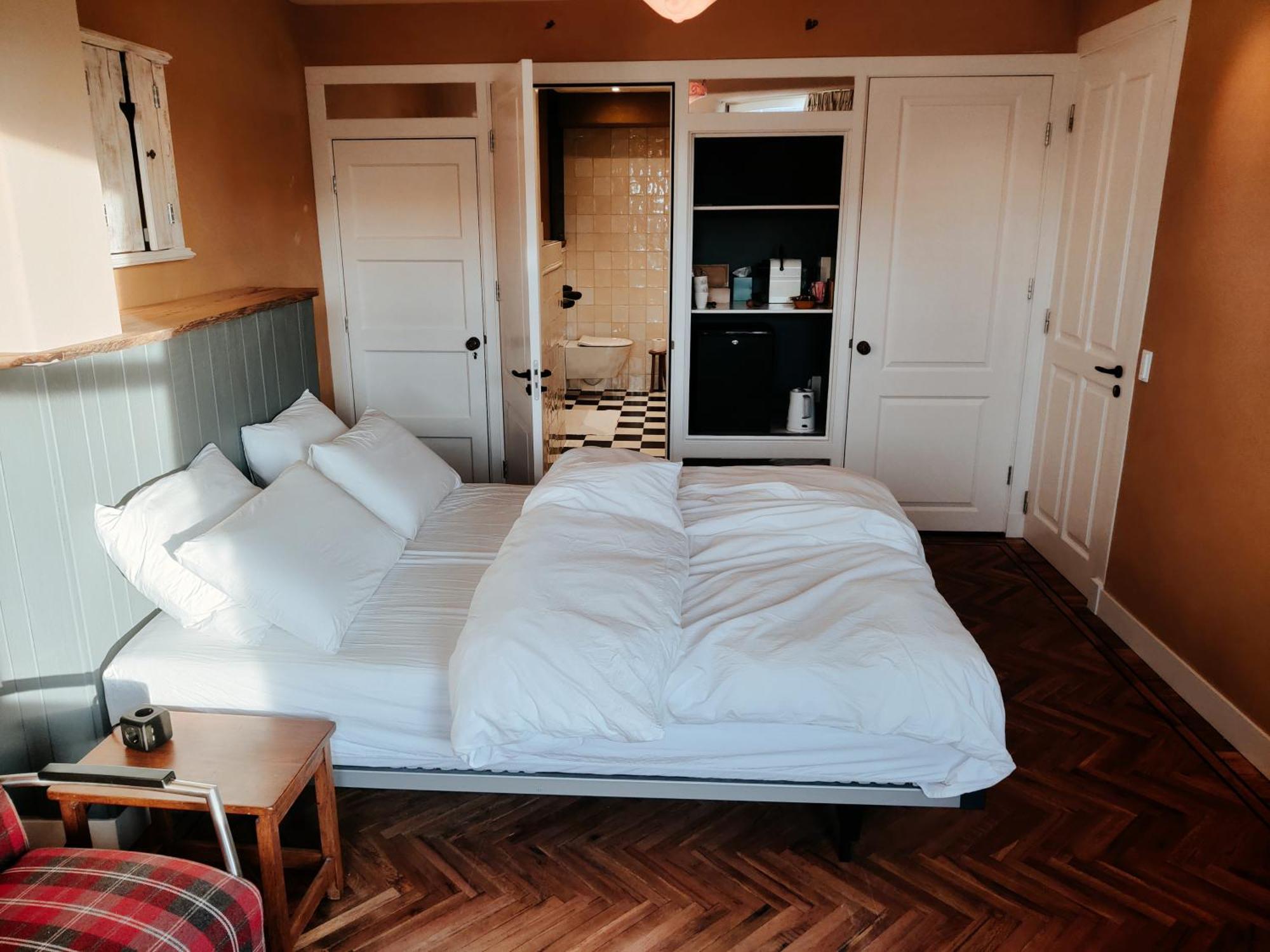B&B House Of Straw Άμστερνταμ Εξωτερικό φωτογραφία
